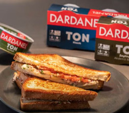 Dardanel ve Somer Şef’ten Dardanel Tonlu Tava Tostu
